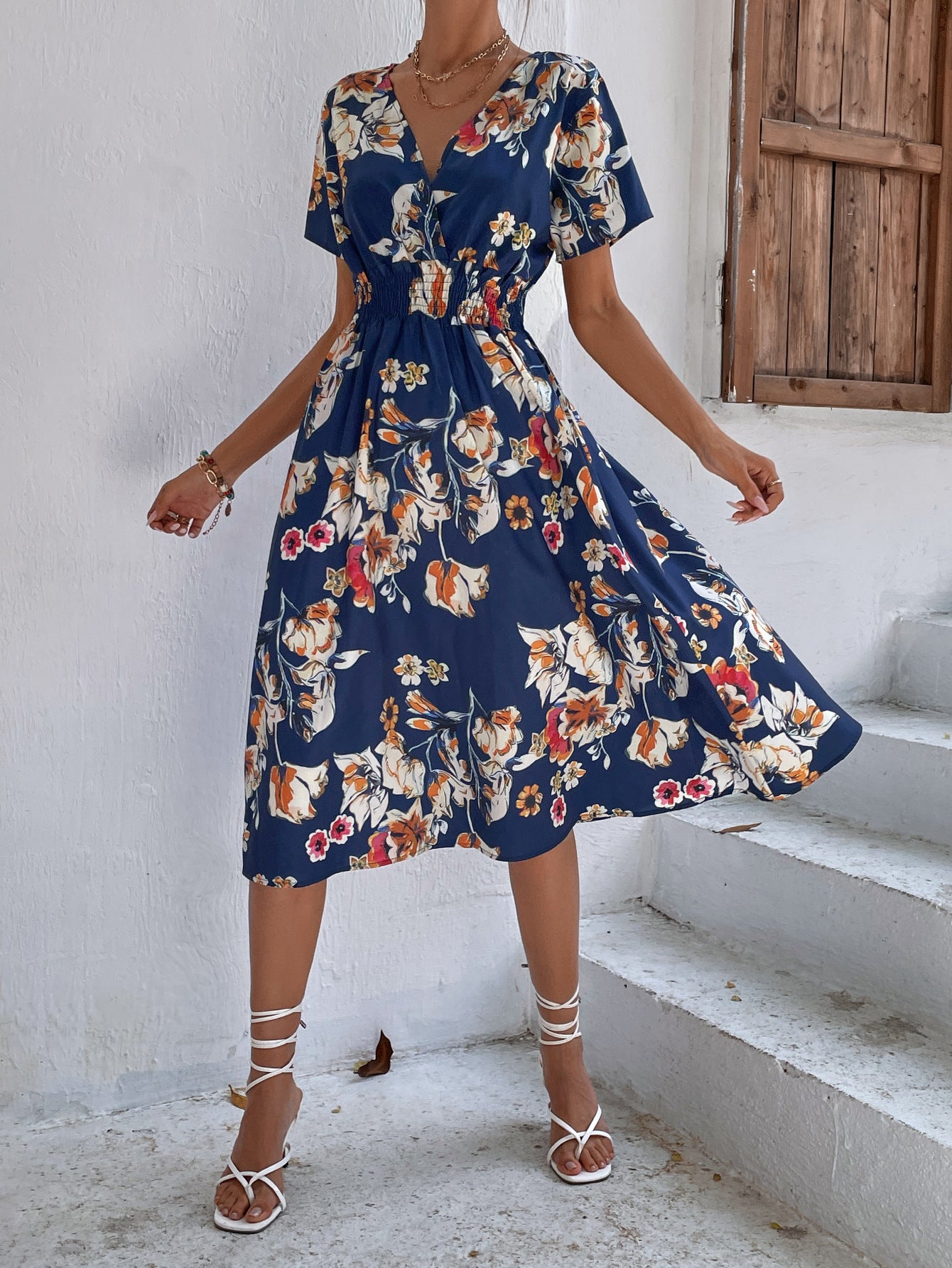 Vestido com Estampado Floral e Estampado - Veron&Co