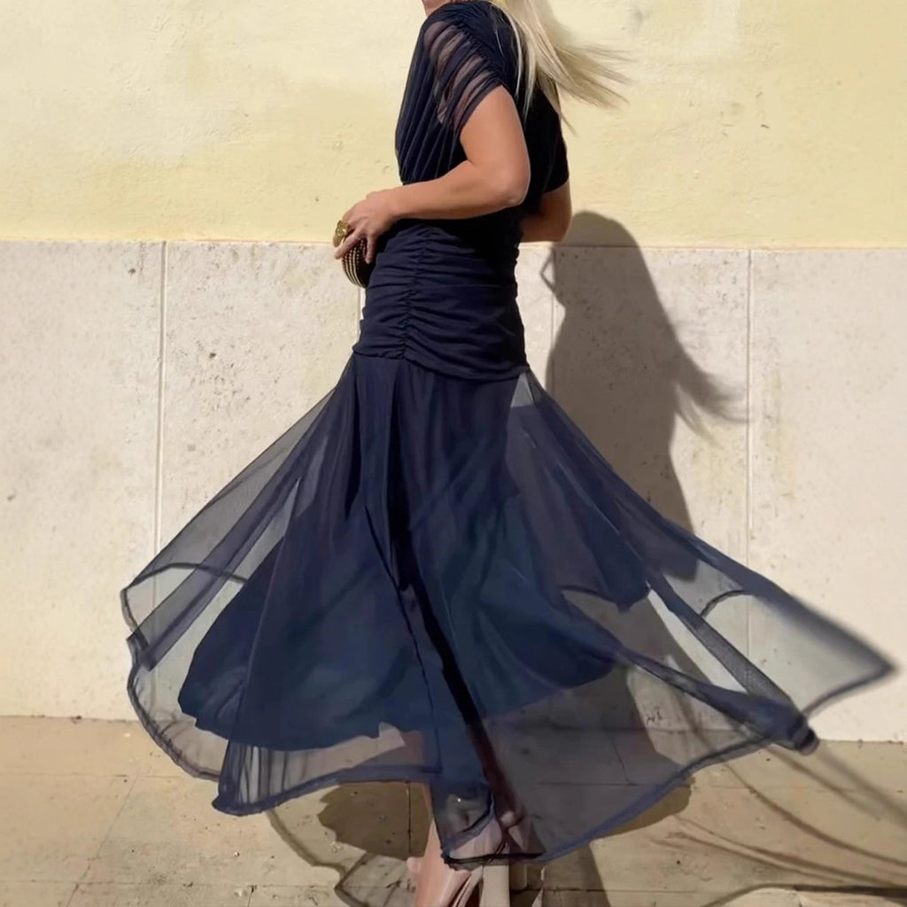 Vestido em Tule com Estampado - Veron&Co