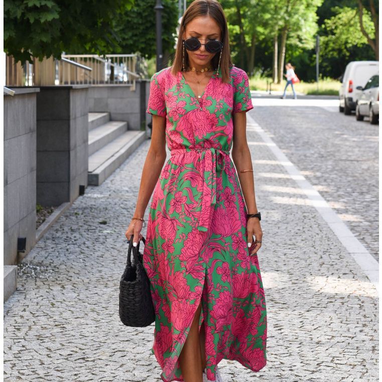 Vestido com Estampado e Decote em V - Veron&Co