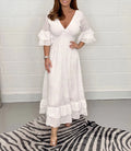 Vestido com Decote em V - Veron&Co