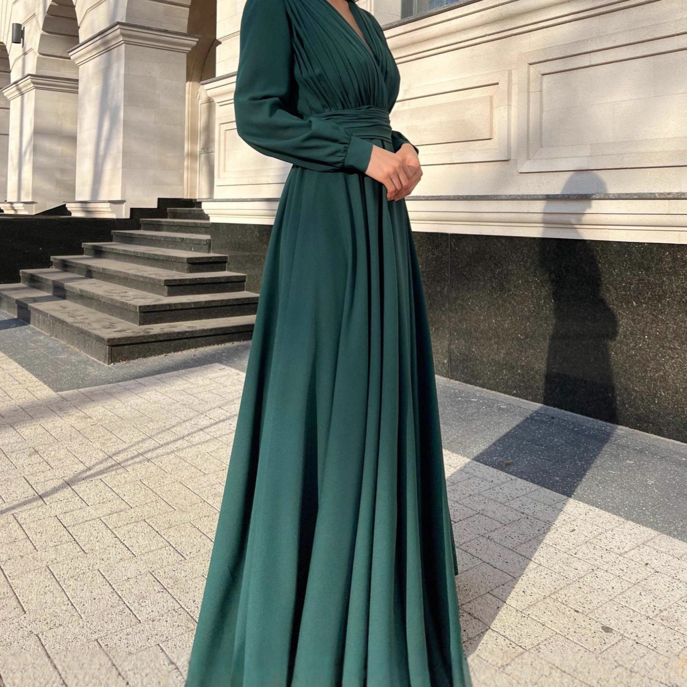 Vestido com Pregas e Manga Comprida - Veron&Co