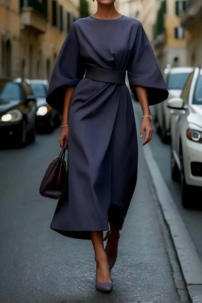Vestido Longo com Marcação de Cintura e Manga Morcego - Veron&Co