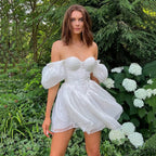 Vestido com Pregas e Corte Justo - Veron&Co