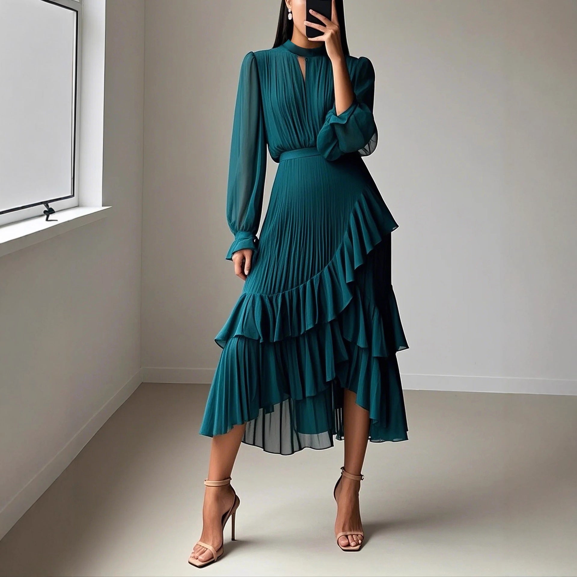 Vestido Midi com Folhos e Pregas - Veron&Co