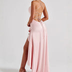 Vestido com Costas Nuas e Folhos - Veron&Co