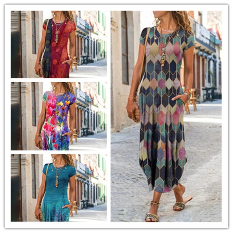 Vestido com Estampado e Decote Redondo - Veron&Co