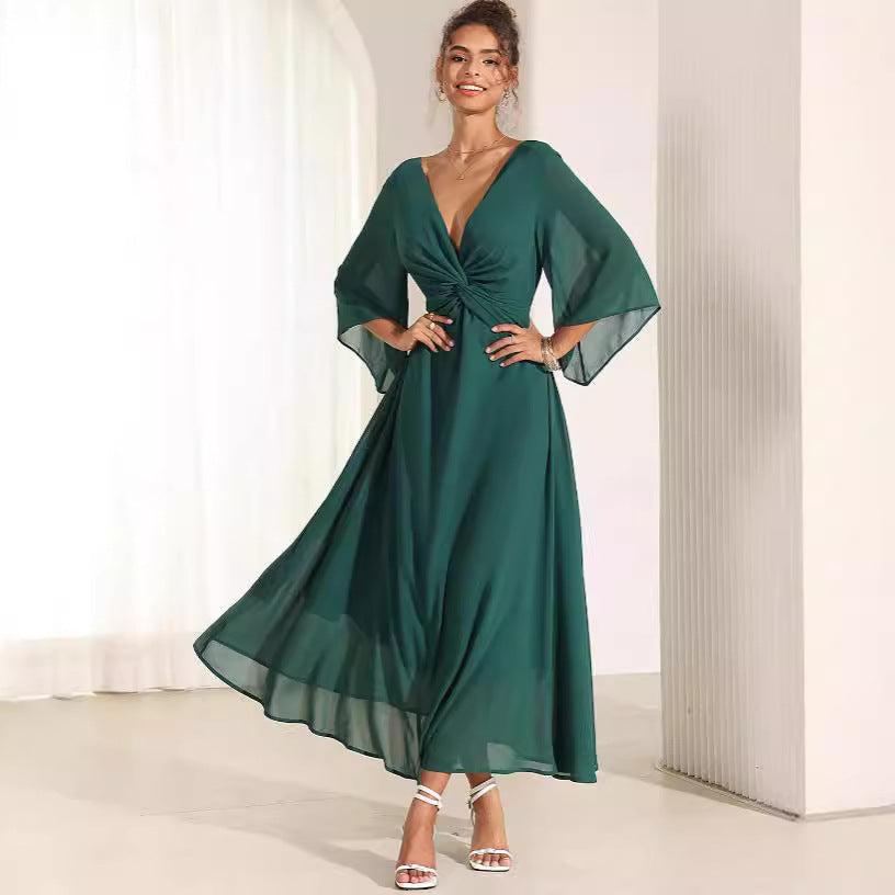 Vestido Longo com Decote em V e Manga Evasê - Veron&Co