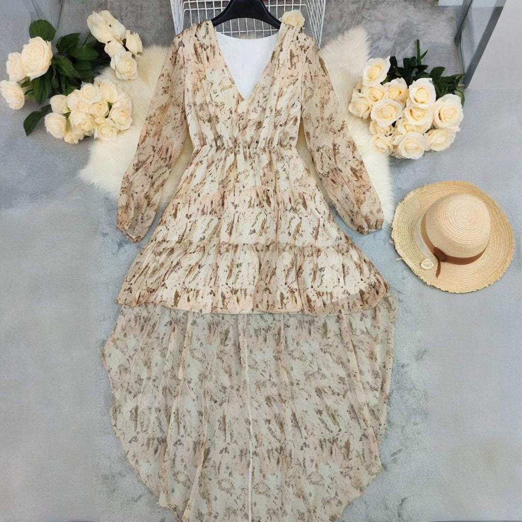 Vestido com Corte Assimétrico e Estampado - Veron&Co