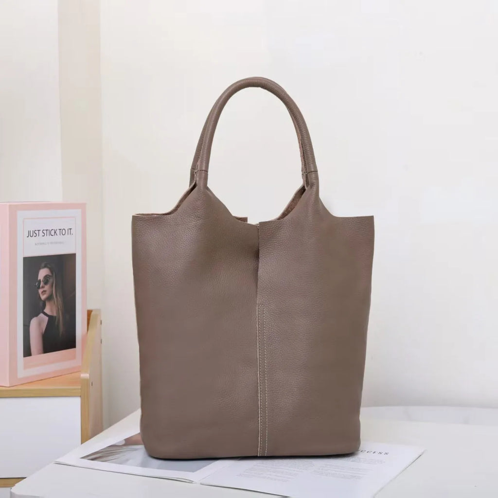 Tote em Pele com Alças Longas - Veron&Co
