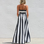 Vestido Longo com Corte Evasê e Riscas - Veron&Co
