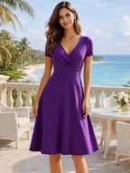 Vestido Midi com Decote Redondo e Corte Evasê - Veron&Co