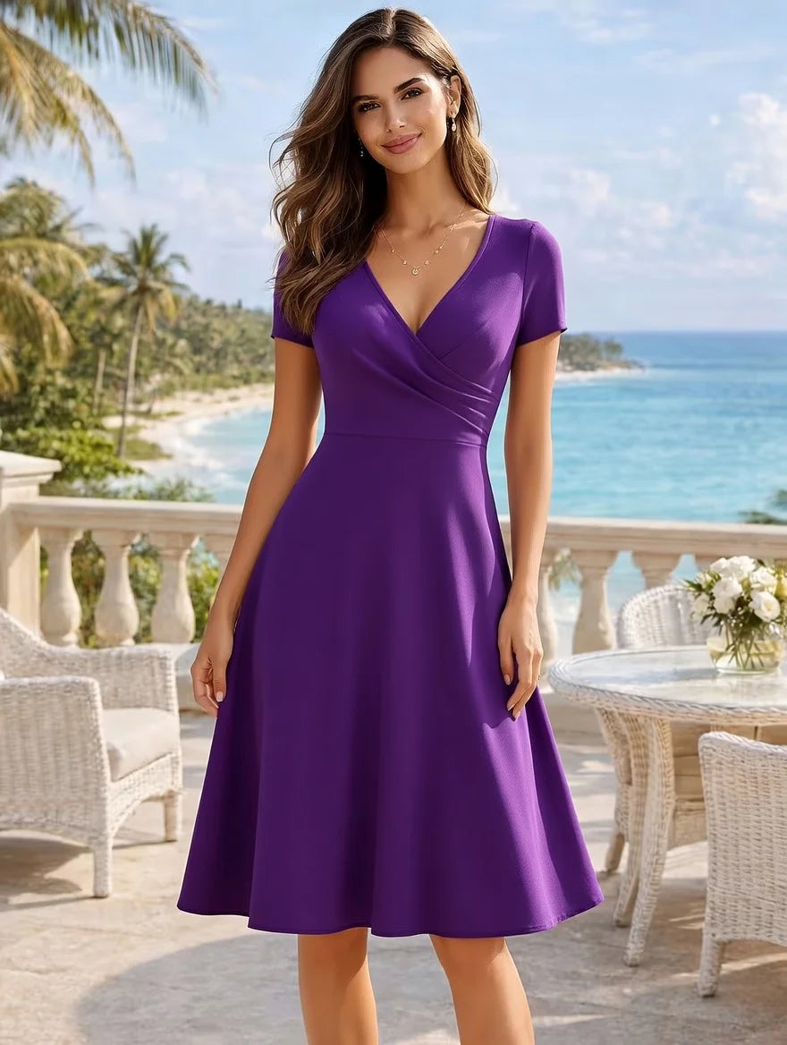 Vestido Midi com Decote Redondo e Corte Evasê - Veron&Co