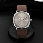 Relógio Minimalista com Bracelete em Pele - detalhe