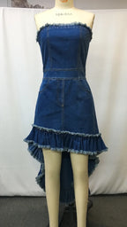 Vestido em Ganga com Folhos e Corte Justo - Veron&Co