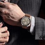 Relógio Minimalista com Bracelete em Pele - mostrador