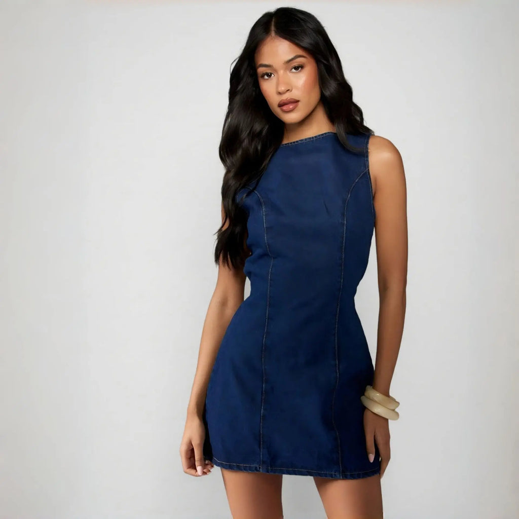 Vestido em Ganga Justo com Zíper Frontal - Veron&Co
