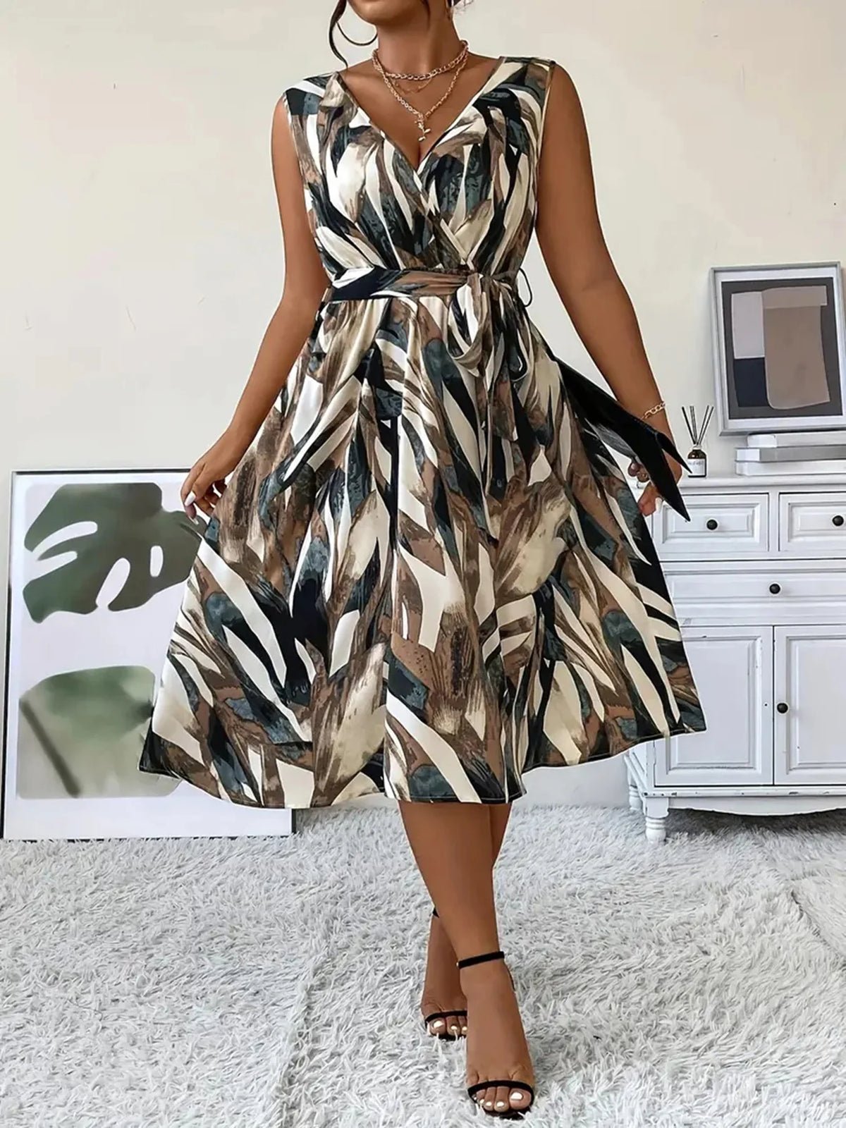 Vestido Estampado com Decote em V - Veron&Co