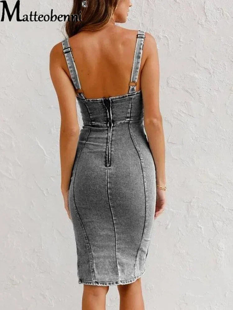 Vestido Longo em Ganga com Inspiração Vintage e Alças Finas - Veron&Co