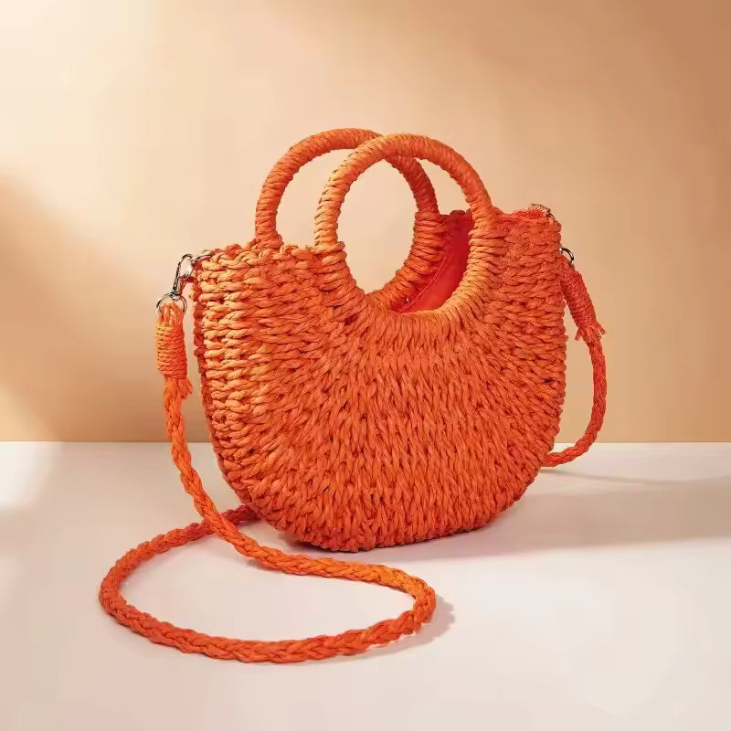 Bolsa Meia-Lua em Palha Entrançada - detalhe